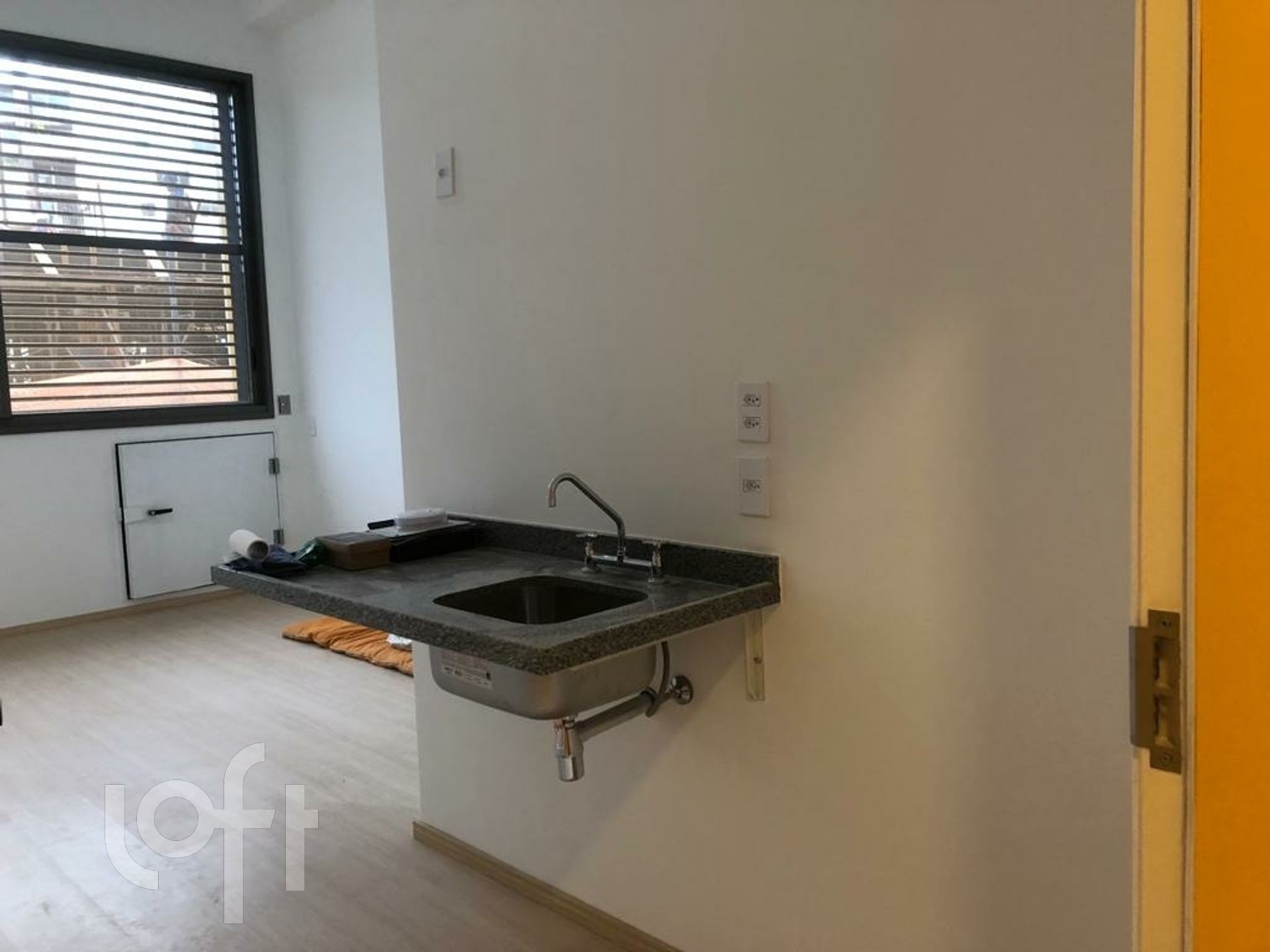 Apartamento à venda com 1 quarto, 24m² - Foto 8