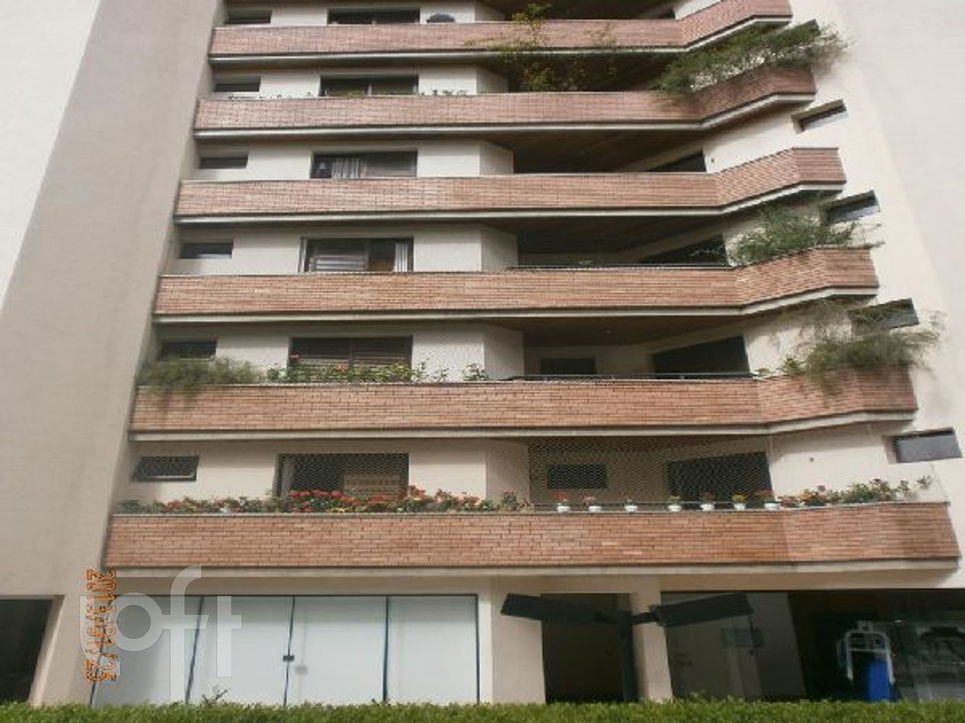 Apartamento à venda com 4 quartos, 387m² - Foto 1