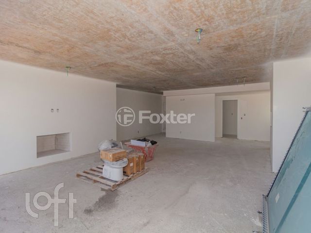 Apartamento com 151m², 3 dormitórios, 3 suítes, 3 vagas, Menino Deus em Porto Alegre