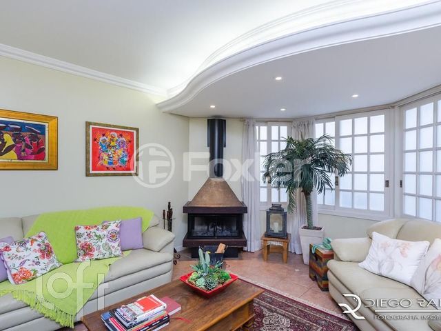 Casa em Condomínio com 245m², 4 dormitórios, 2 suítes, 3 vagas, Boa Vista em Porto Alegre