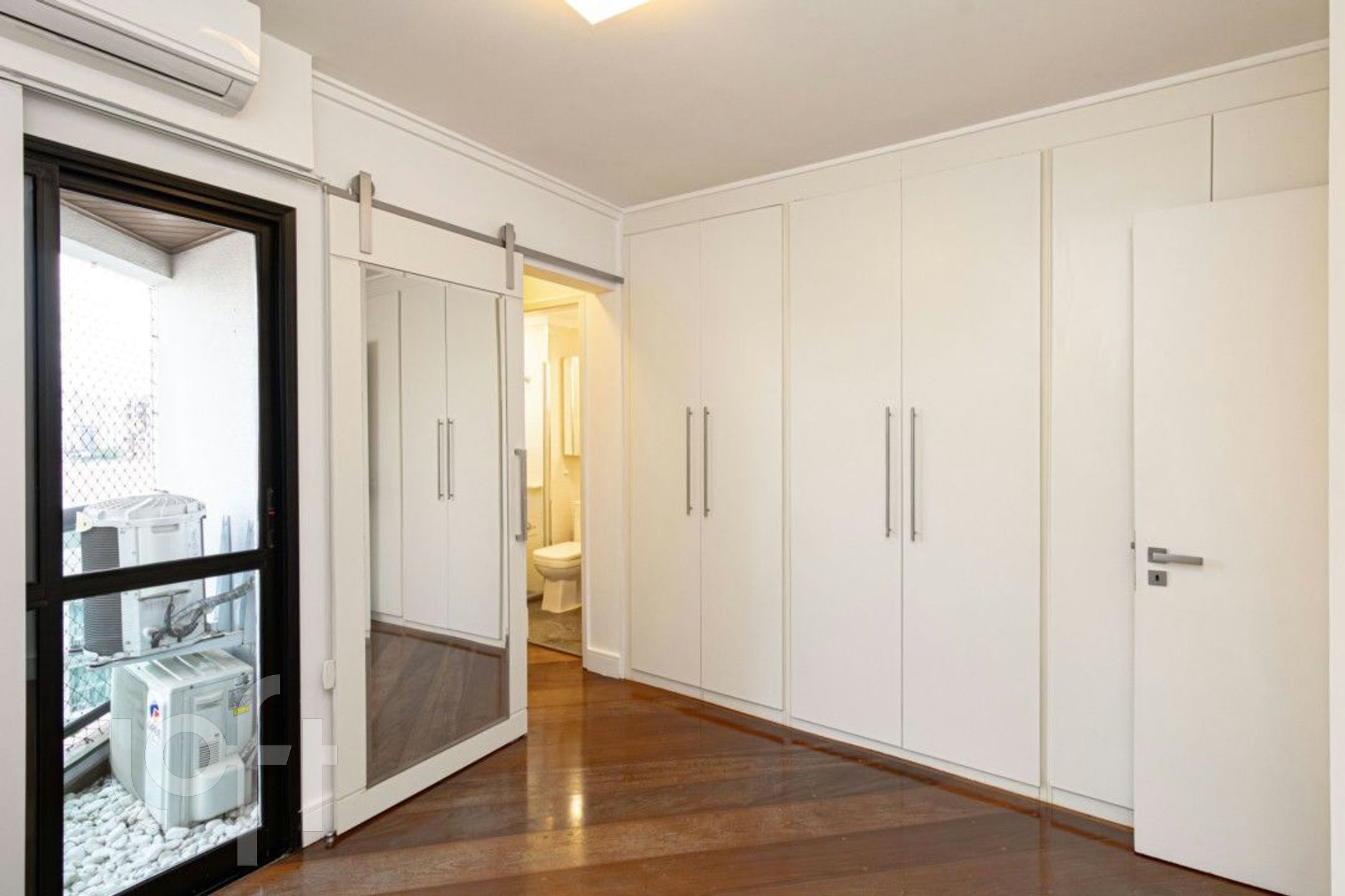 Apartamento à venda com 2 quartos, 90m² - Foto 13