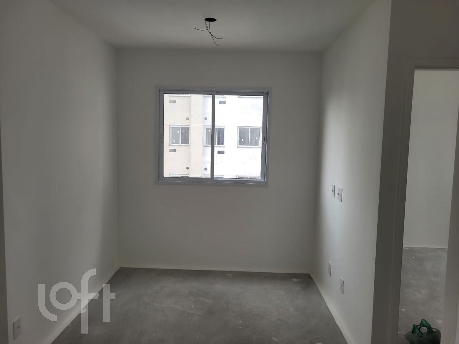 Apartamento à venda com 1 quarto, 41m² - Foto 1