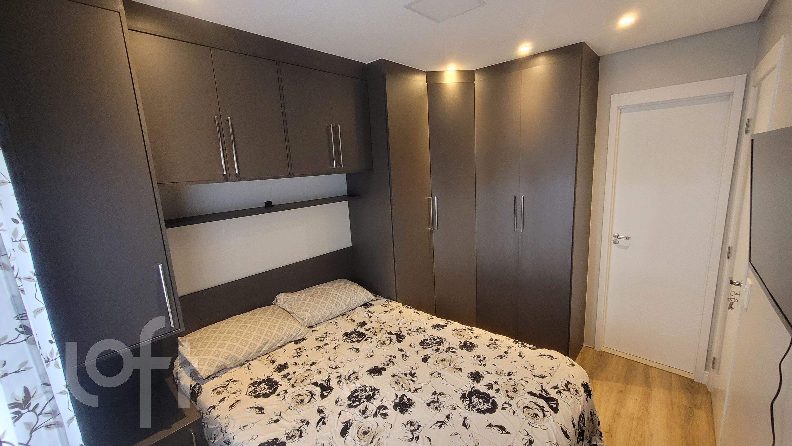 Apartamento à venda com 2 quartos, 65m² - Foto 10