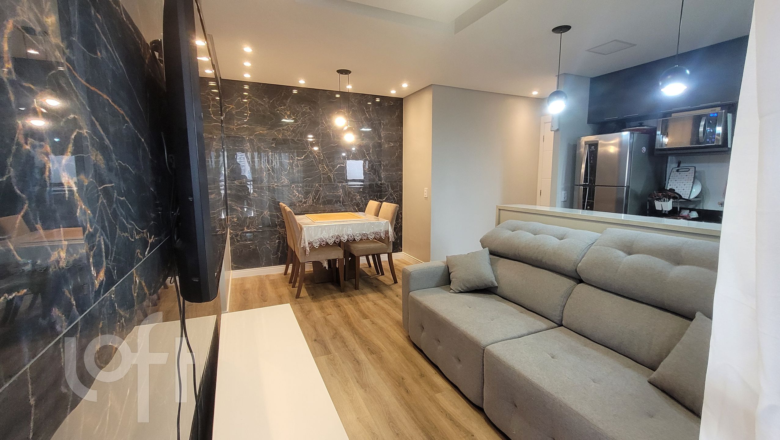 Apartamento à venda com 2 quartos, 65m² - Foto 1