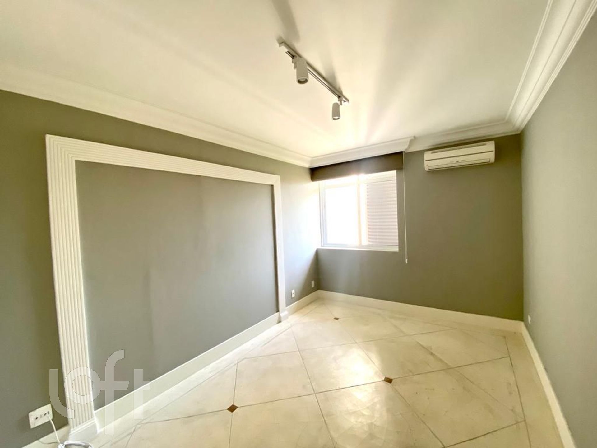 Apartamento à venda com 3 quartos, 188m² - Foto 16