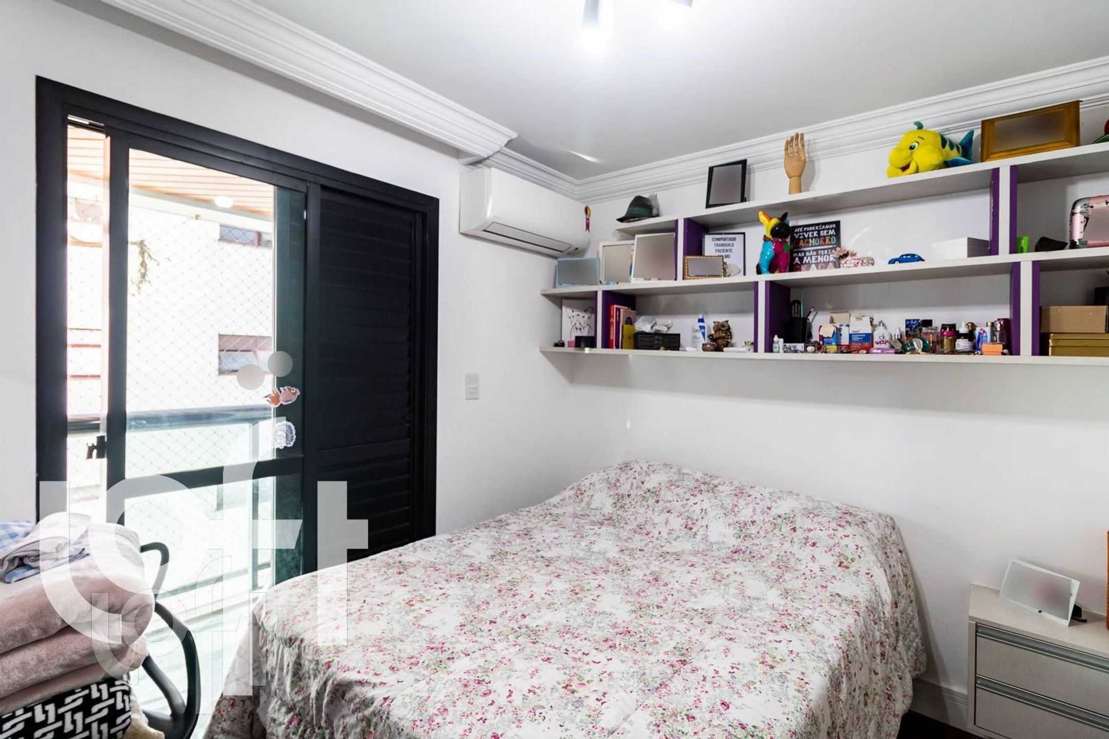 Apartamento à venda com 3 quartos, 160m² - Foto 4