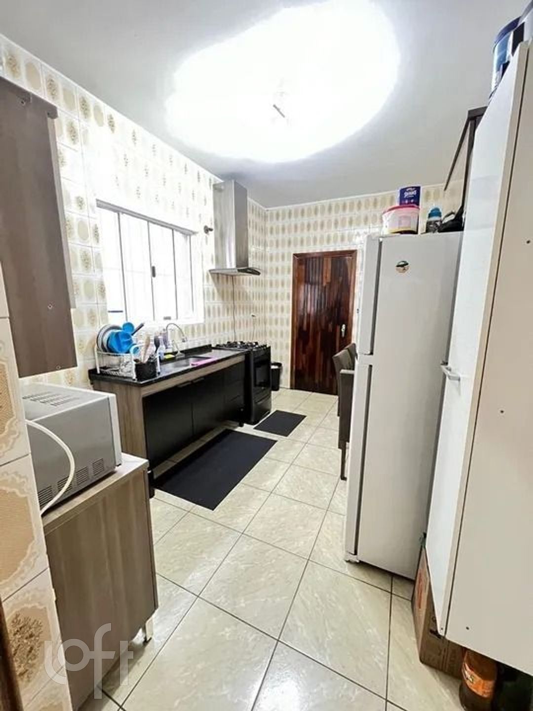 Casa à venda com 2 quartos, 108m² - Foto 3