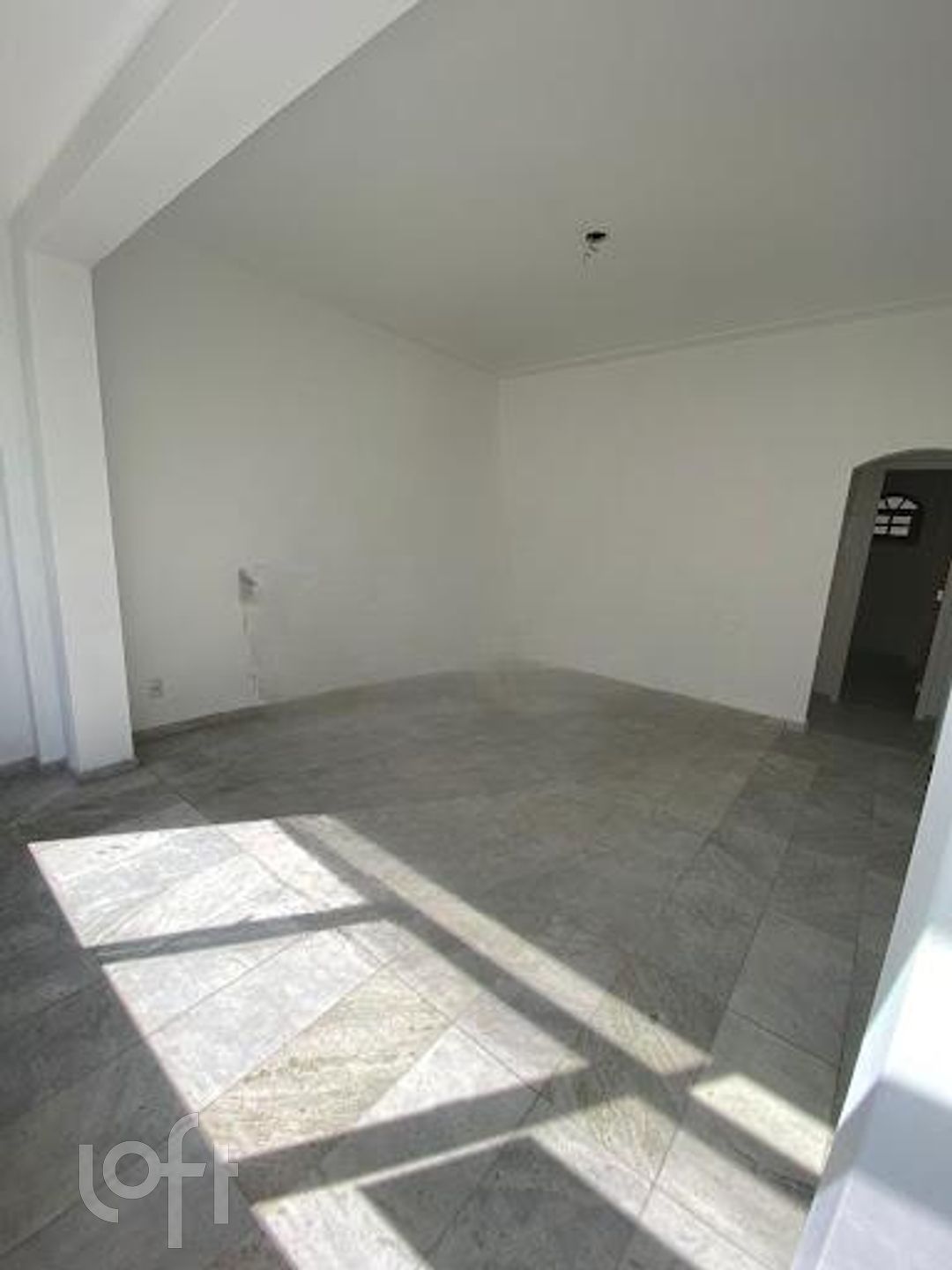 Apartamento à venda com 3 quartos, 99m² - Foto 11