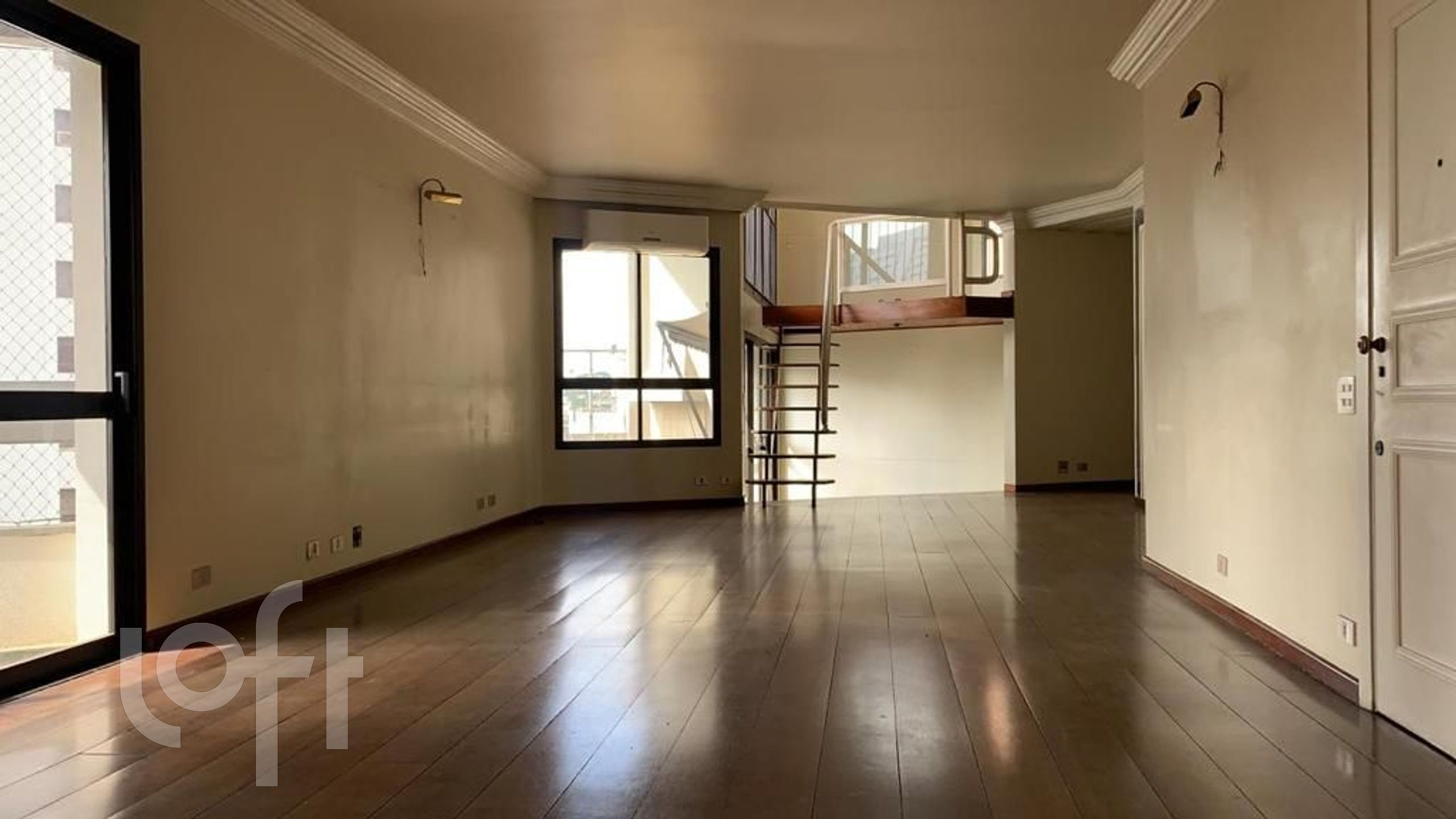 Apartamento à venda em Real Parque com 251 m², 4 quartos, 4 vagas