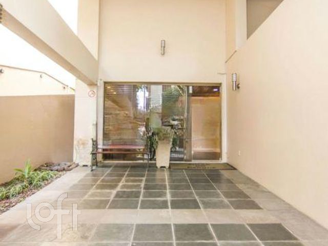 Apartamento com 68m², 2 dormitórios, 1 vaga, Bom Fim em Porto Alegre