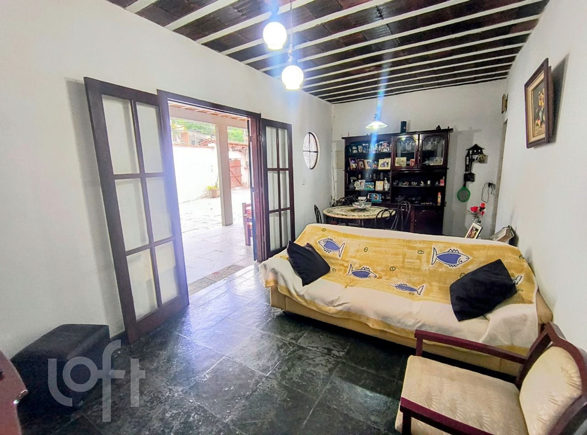 Casa à venda com 6 quartos, 300m² - Foto 52