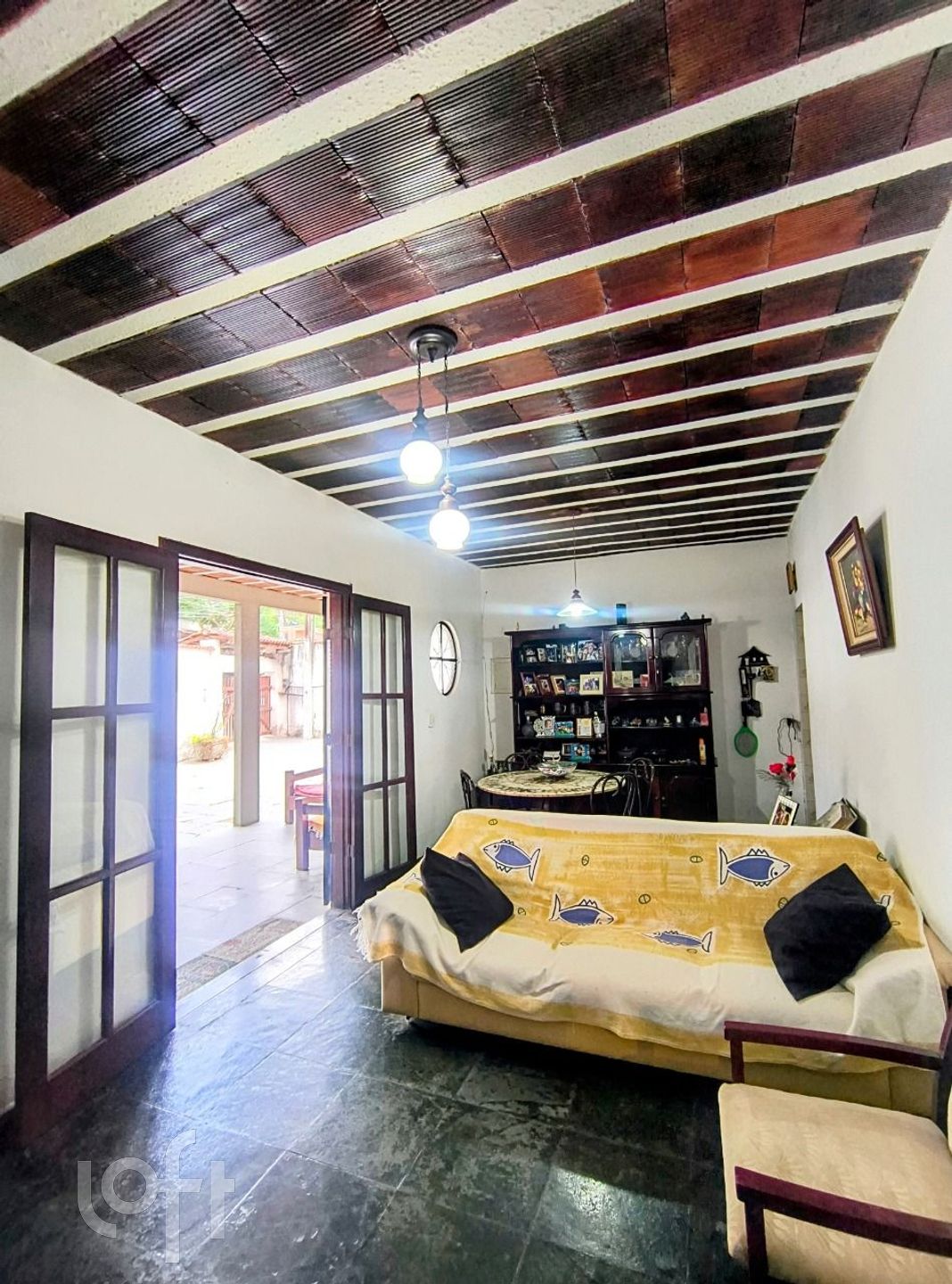 Casa à venda com 6 quartos, 300m² - Foto 53