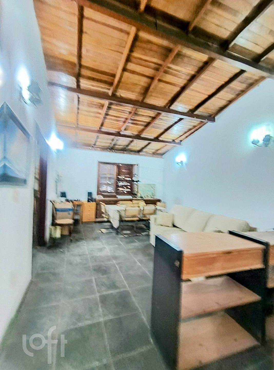 Casa à venda com 6 quartos, 300m² - Foto 4