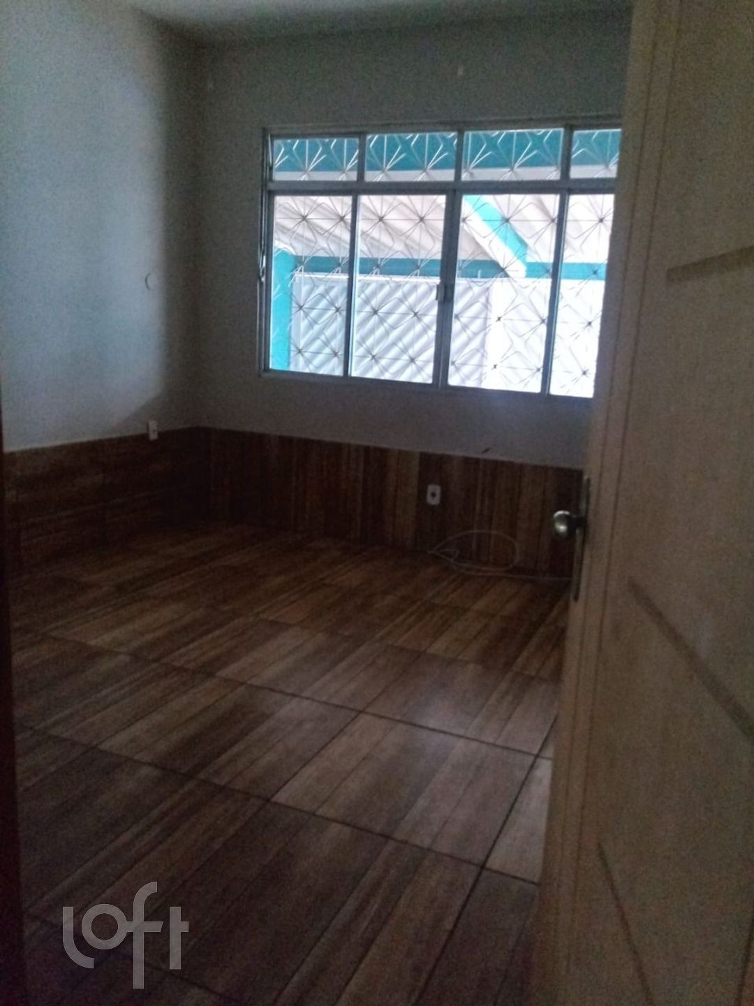 Casa à venda em Realengo com 350 m², 5 quartos, 3 suítes, 2 vagas