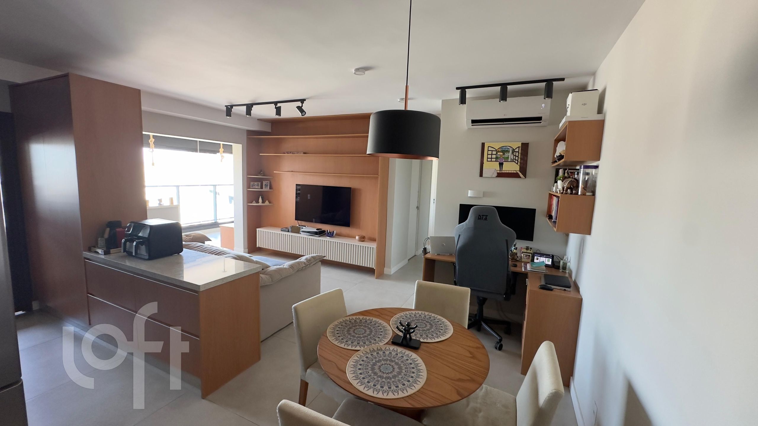 Apartamento à venda com 2 quartos, 84m² - Foto 3