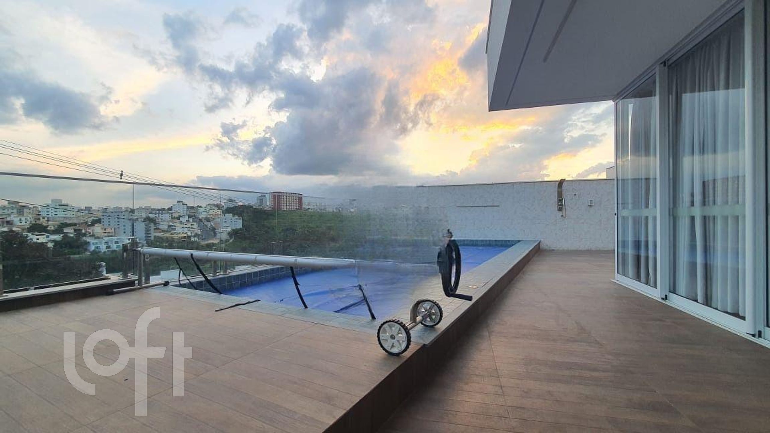 Casa de Condomínio à venda com 6 quartos, 437m² - Foto 43