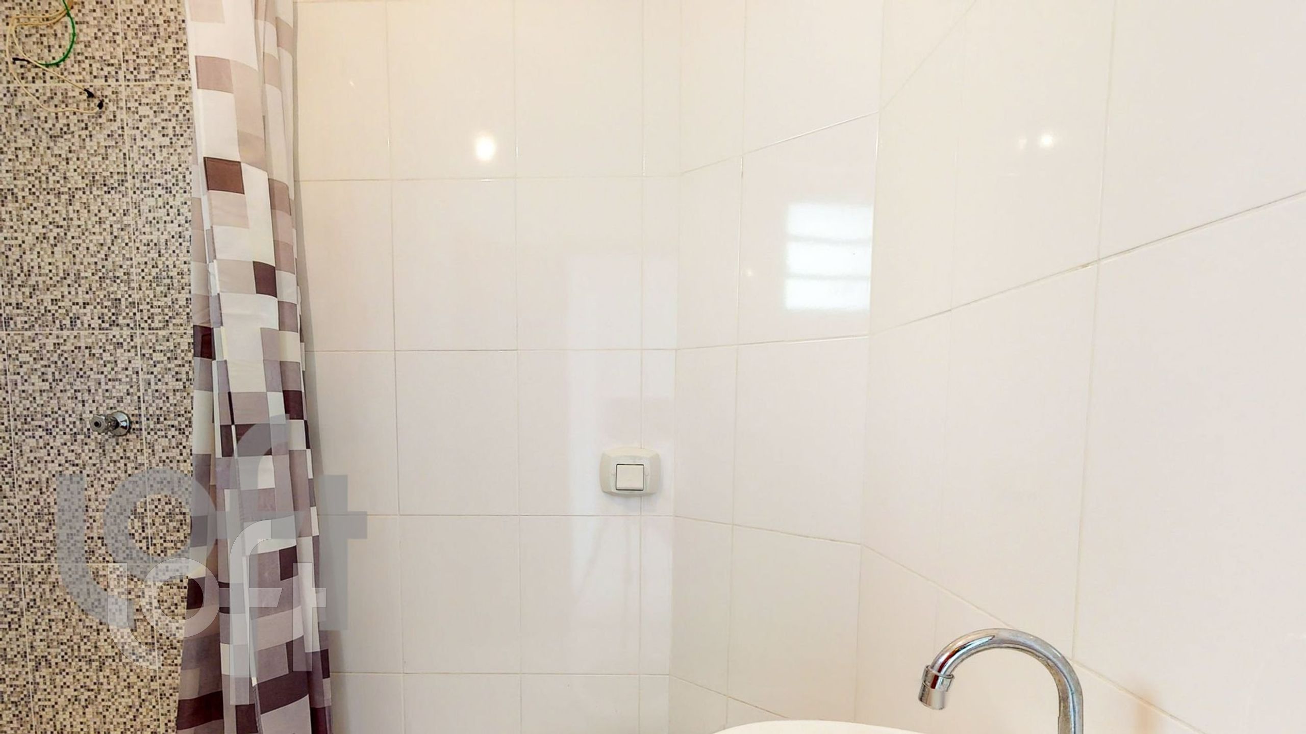 Apartamento à venda com 1 quarto, 63m² - Foto 2