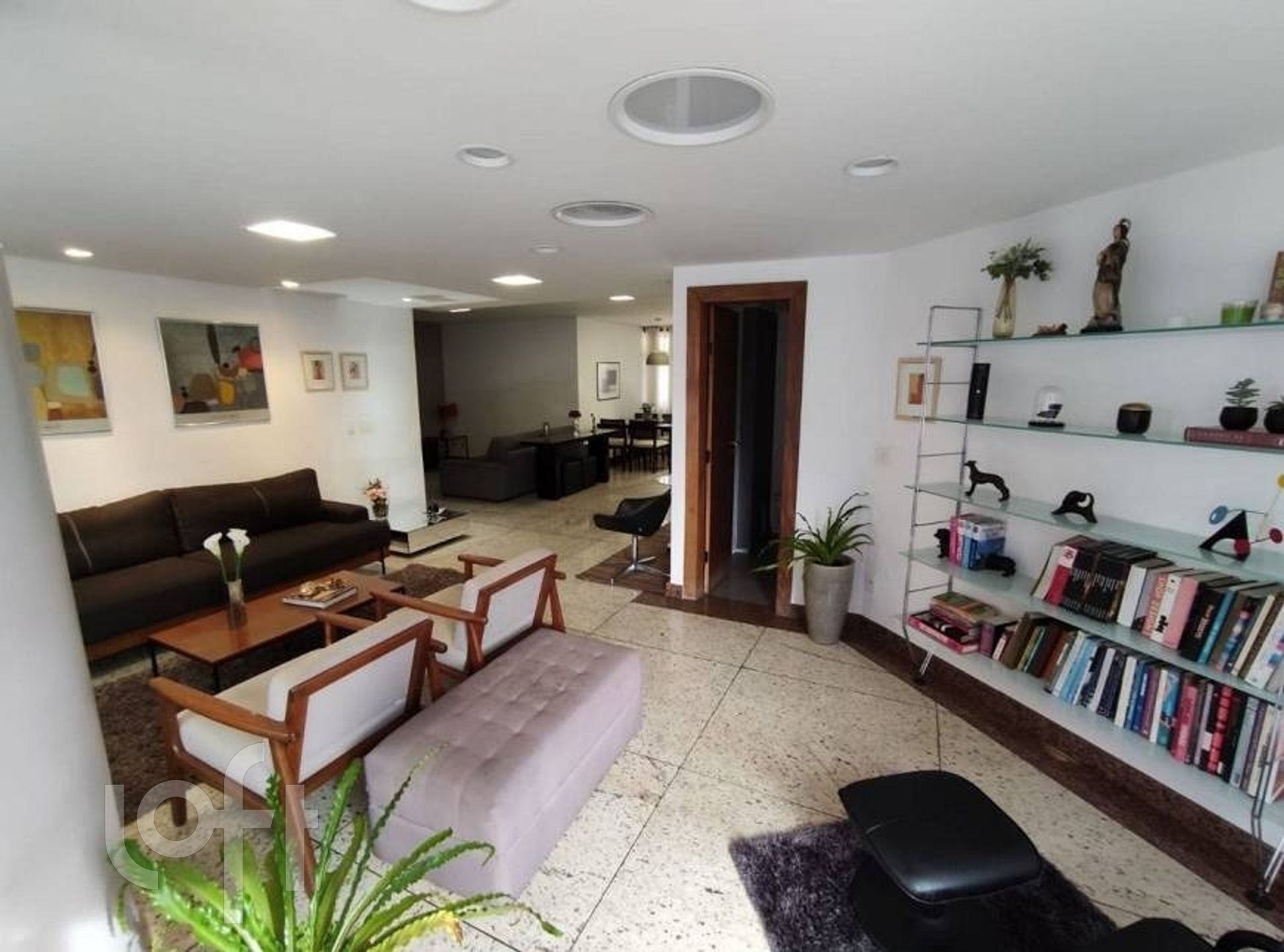 Apartamento à venda com 4 quartos, 199m² - Foto 7