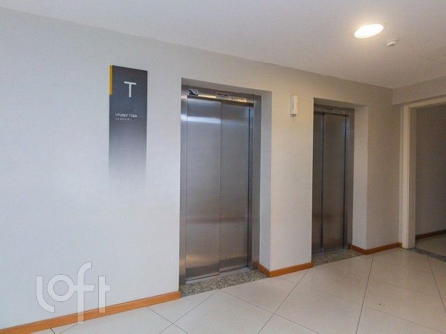 Apartamento com 68m², 2 dormitórios, 1 suíte, 1 vaga, Vila Ipiranga em Porto Alegre