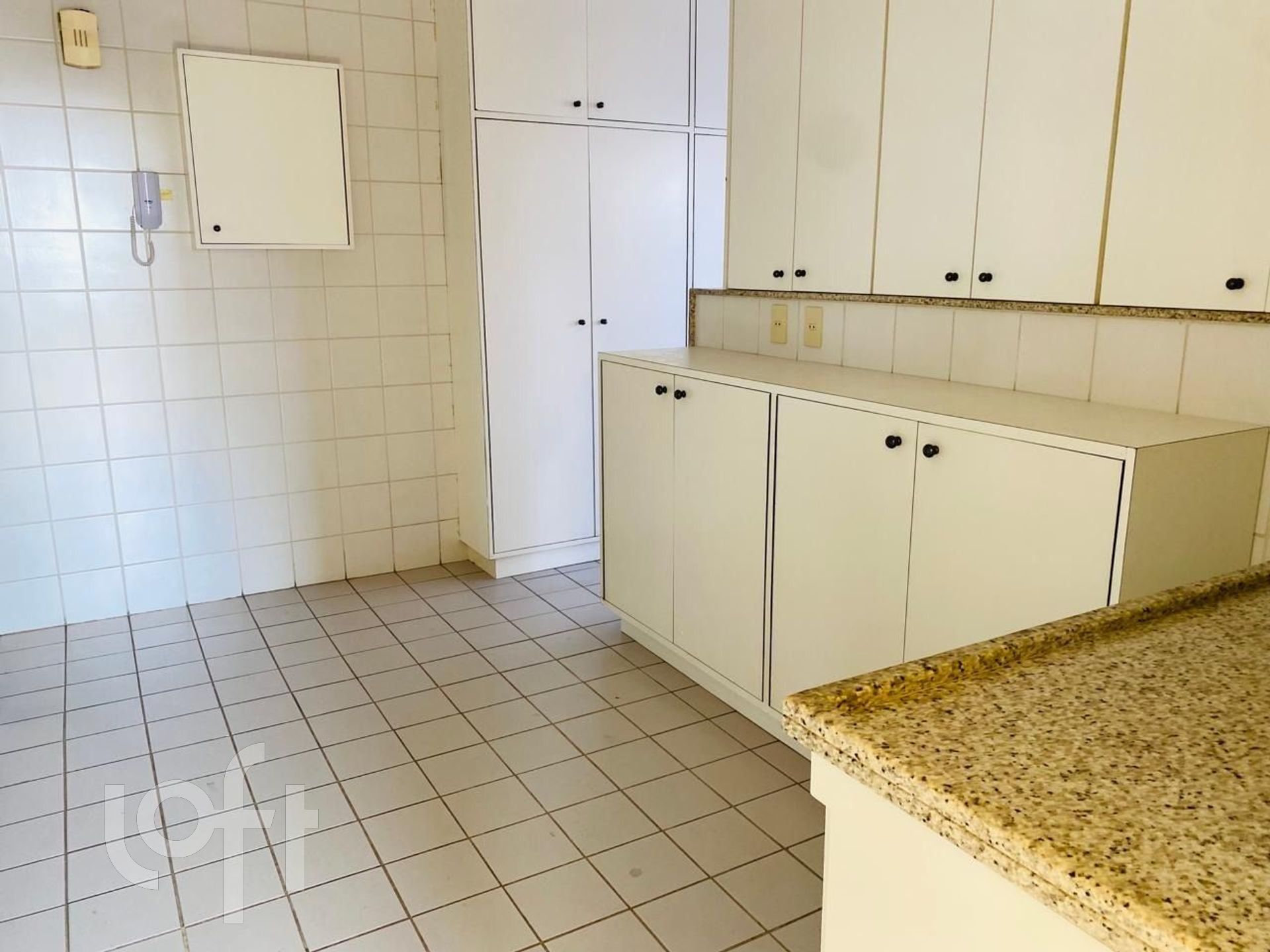 Apartamento à venda com 3 quartos, 340m² - Foto 30