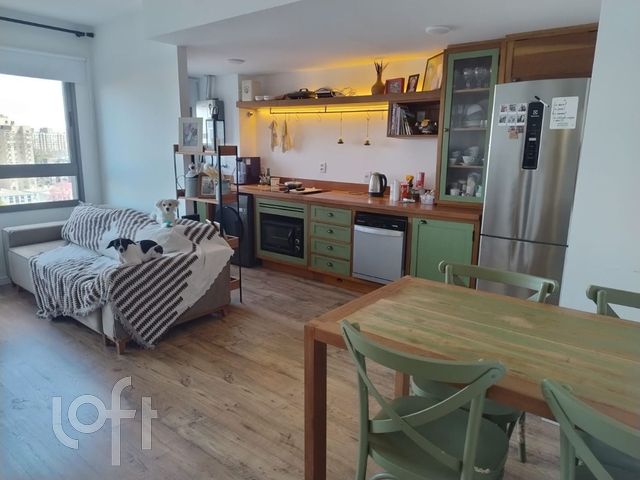 Apartamento com 45m², 1 dormitório, 1 vaga, Vila Ipiranga em Porto Alegre