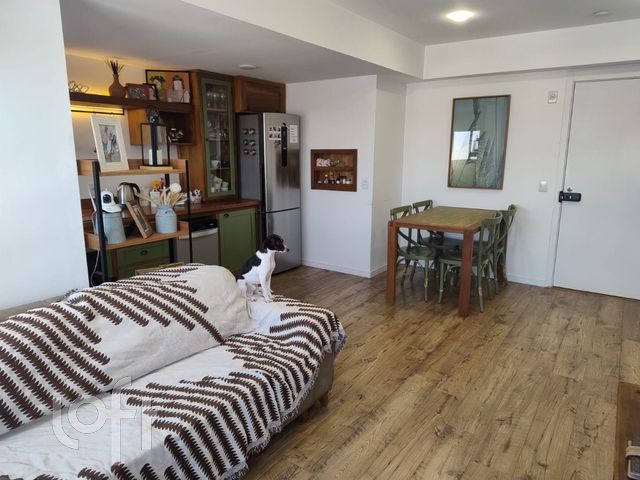 Apartamento com 45m², 1 dormitório, 1 vaga, Vila Ipiranga em Porto Alegre