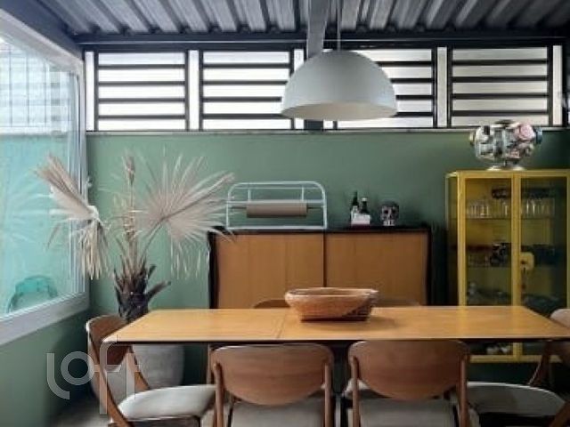 Apartamento com 175m², 3 dormitórios, 2 suítes, 2 vagas, Moinhos de Vento em Porto Alegre