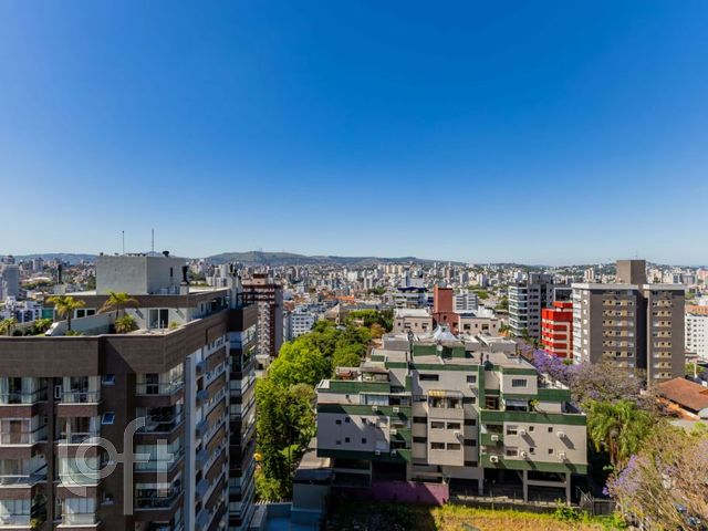 Apartamento com 79m², 2 dormitórios, 2 suítes, 2 vagas, Rio Branco em Porto Alegre