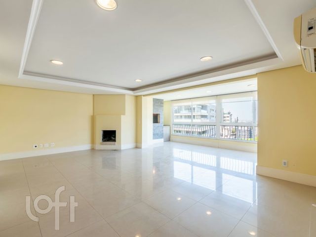 Apartamento com 147m², 3 dormitórios, 2 suítes, 3 vagas, Bela Vista em Porto Alegre