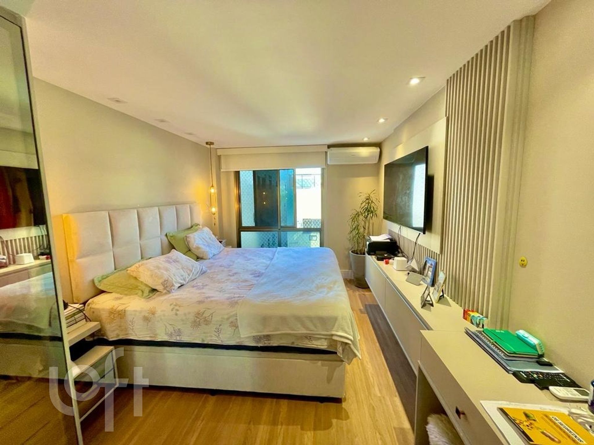 Apartamento à venda com 4 quartos, 200m² - Foto 12