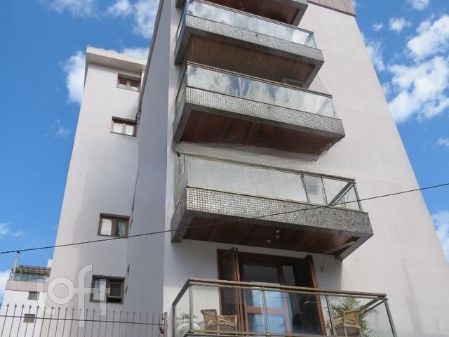 Apartamento com 226m², 3 dormitórios, 1 suíte, 2 vagas, Menino Deus em Porto Alegre