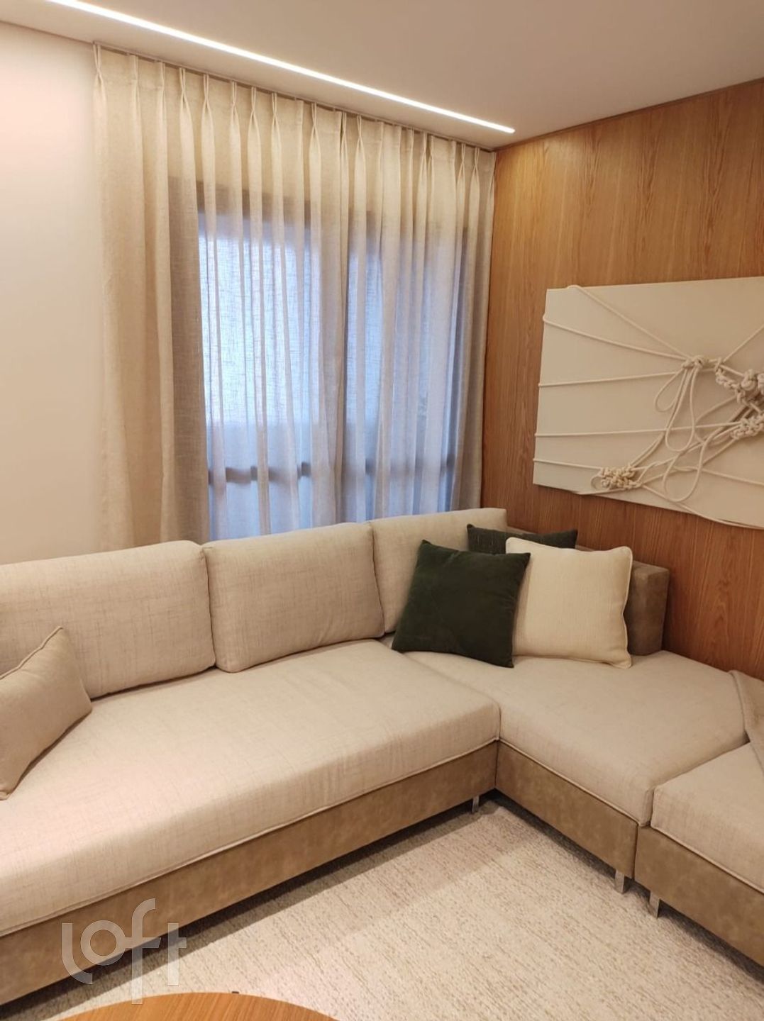 Apartamento à venda com 3 quartos, 150m² - Foto 2