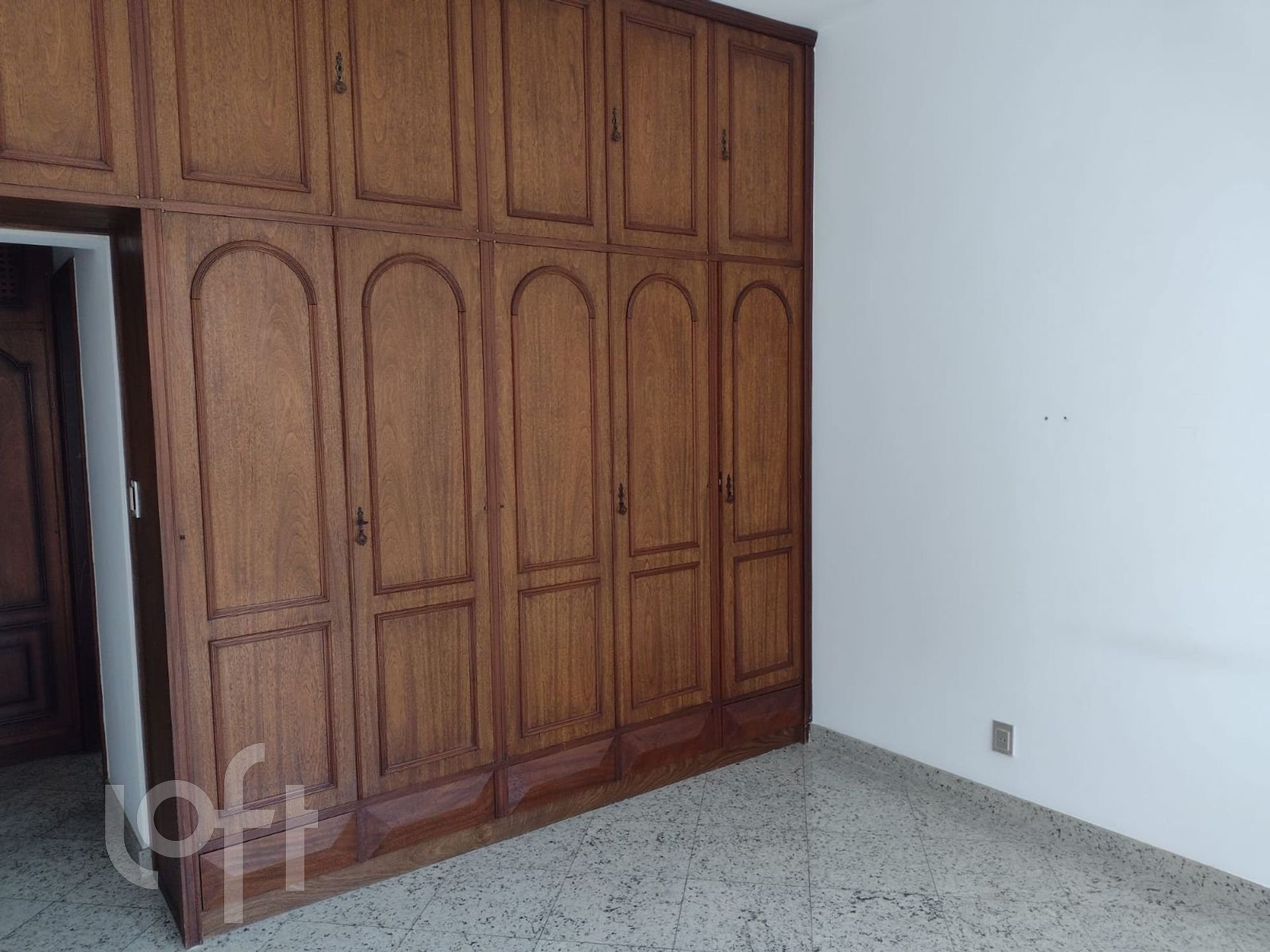 Apartamento à venda com 5 quartos, 310m² - Foto 12