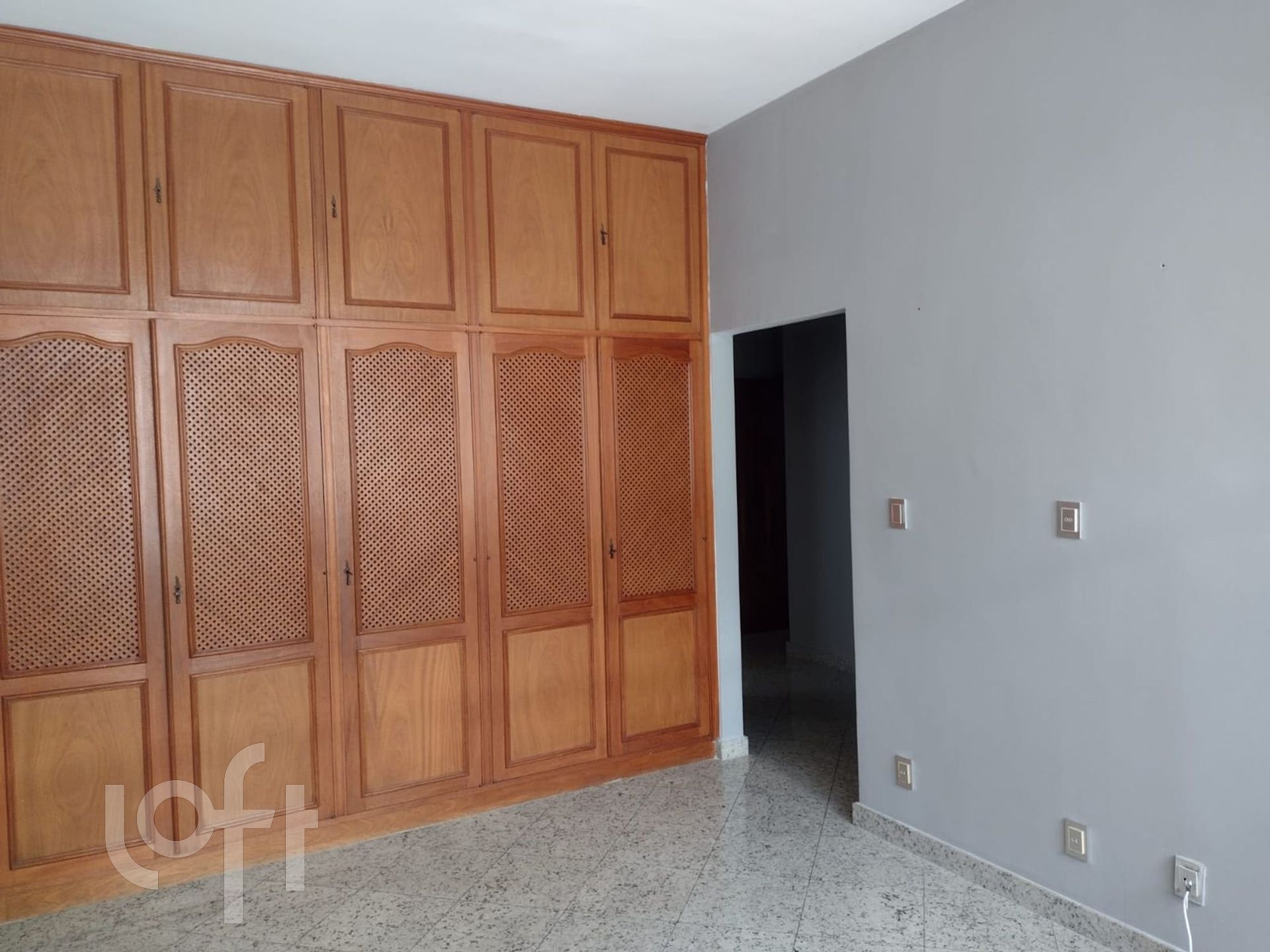 Apartamento à venda com 5 quartos, 310m² - Foto 3