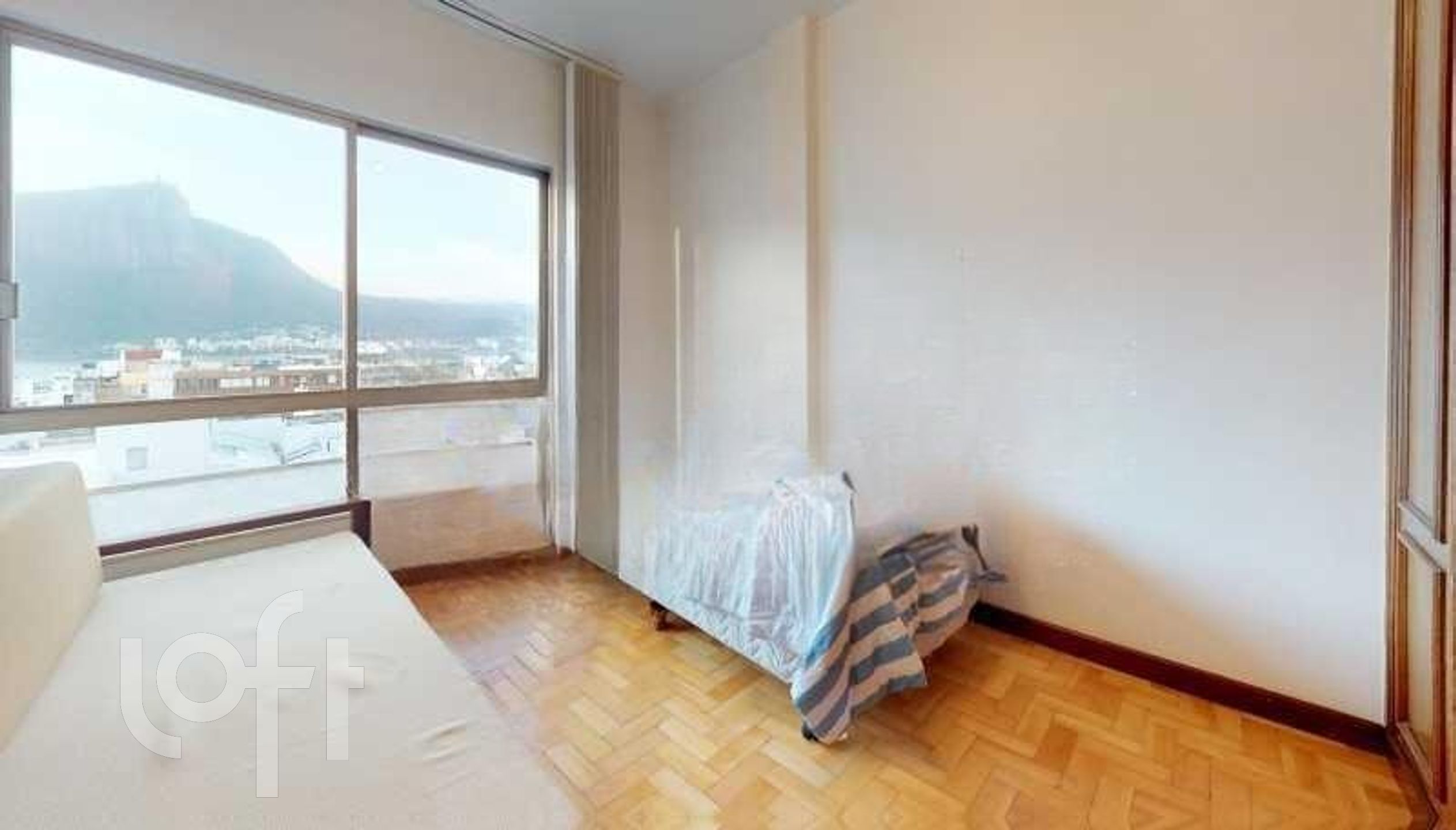 Apartamento à venda com 3 quartos, 182m² - Foto 19