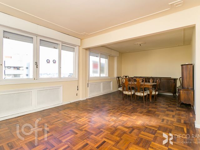 Apartamento com 190m², 3 dormitórios, 1 vaga, Rio Branco em Porto Alegre