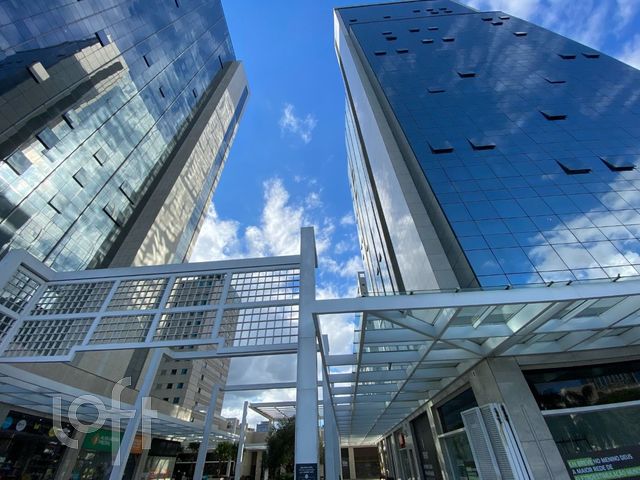 Apartamento com 63m², 1 dormitório, 1 suíte, 2 vagas, Praia de Belas em Porto Alegre