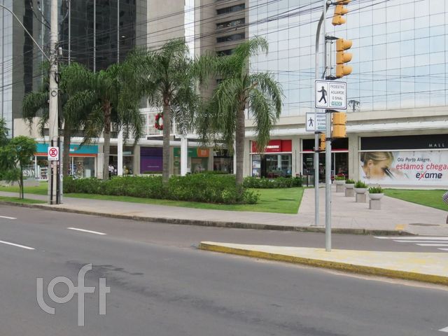 Apartamento com 63m², 1 dormitório, 1 suíte, 2 vagas, Praia de Belas em Porto Alegre