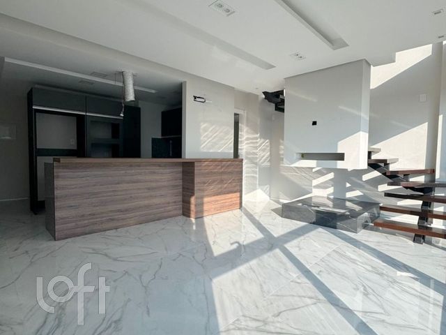 Apartamento com 63m², 1 dormitório, 1 suíte, 2 vagas, Praia de Belas em Porto Alegre