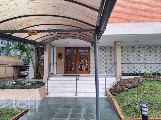 Apartamento com 74m², 2 dormitórios, 1 vaga, Menino Deus em Porto Alegre