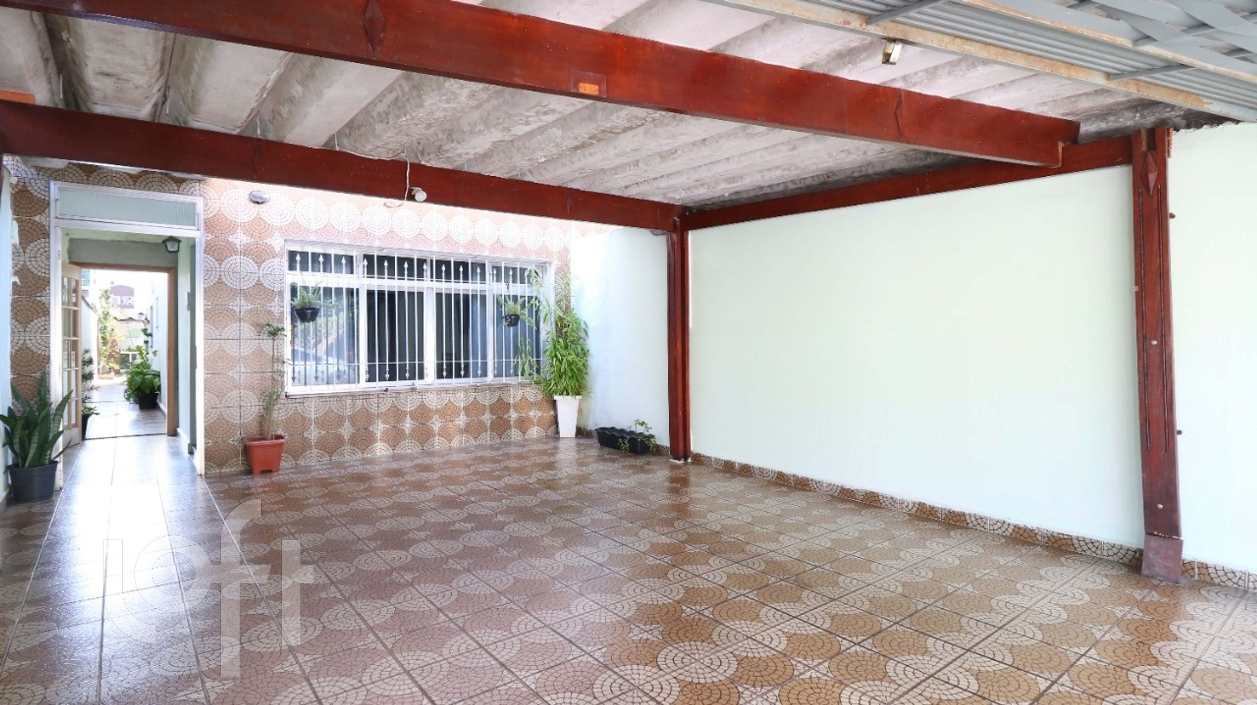 Casa à venda com 5 quartos, 175m² - Foto 1