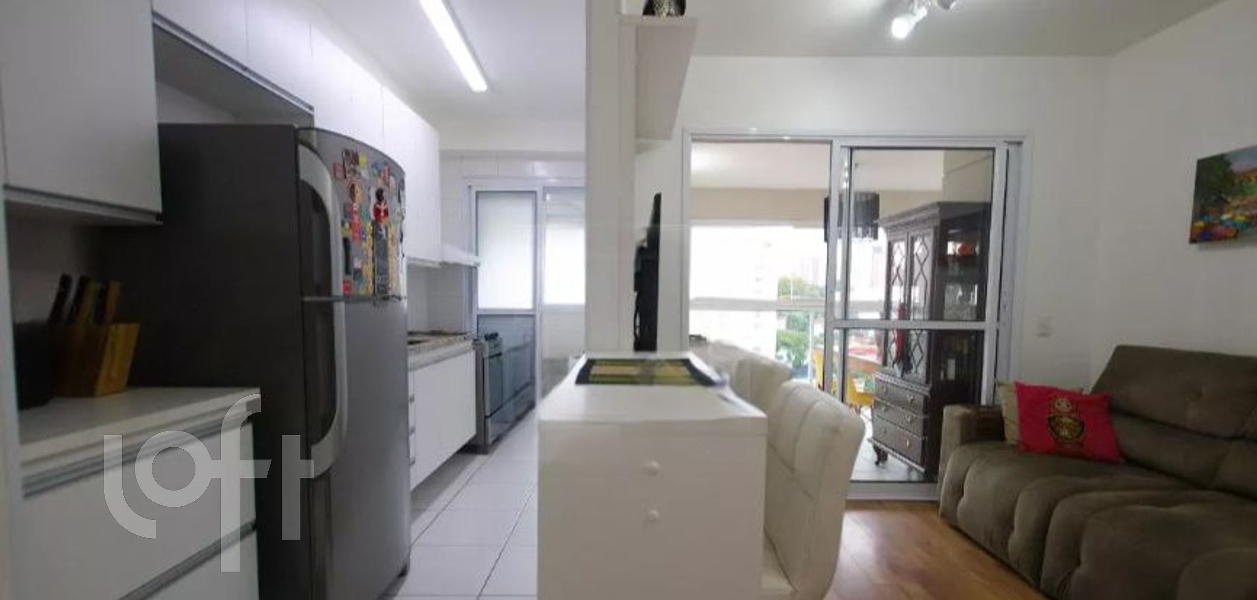 Apartamento à venda com 2 quartos, 66m² - Foto 3