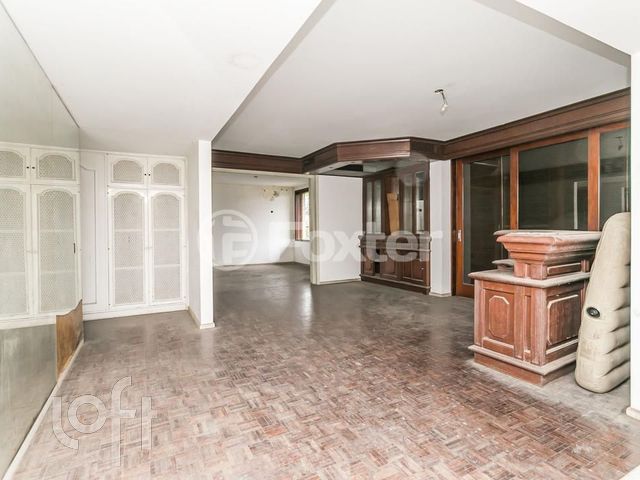 Casa com 250m², 4 dormitórios, 1 suíte, 3 vagas, Chácara das Pedras em Porto Alegre