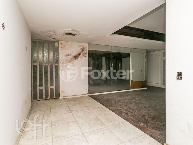 Casa com 250m², 4 dormitórios, 1 suíte, 3 vagas, Chácara das Pedras em Porto Alegre