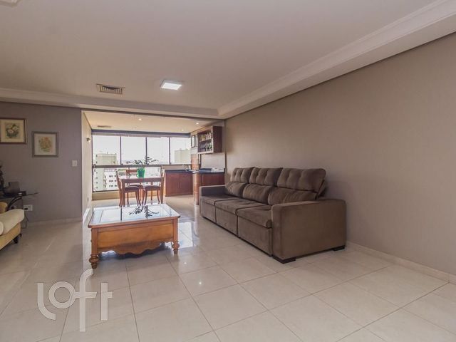 Apartamento com 138m², 3 dormitórios, 1 suíte, 2 vagas, Bela Vista em Porto Alegre