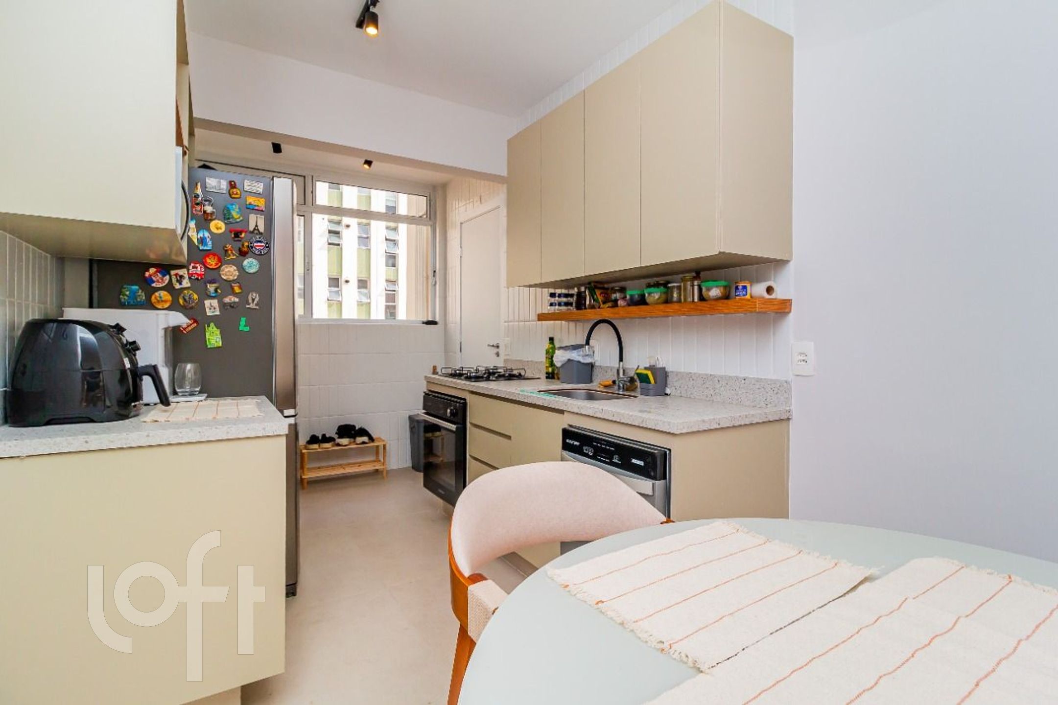 Apartamento à venda com 2 quartos, 93m² - Foto 10