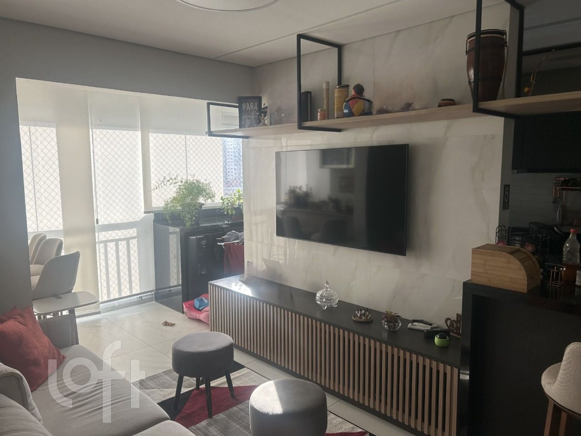 Apartamento à venda com 2 quartos, 62m² - Foto 2