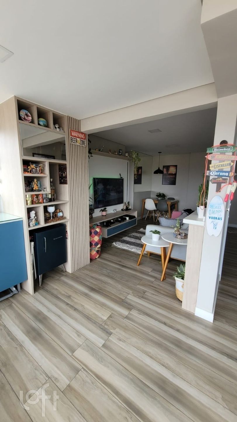 Apartamento à venda com 2 quartos, 62m² - Foto 8