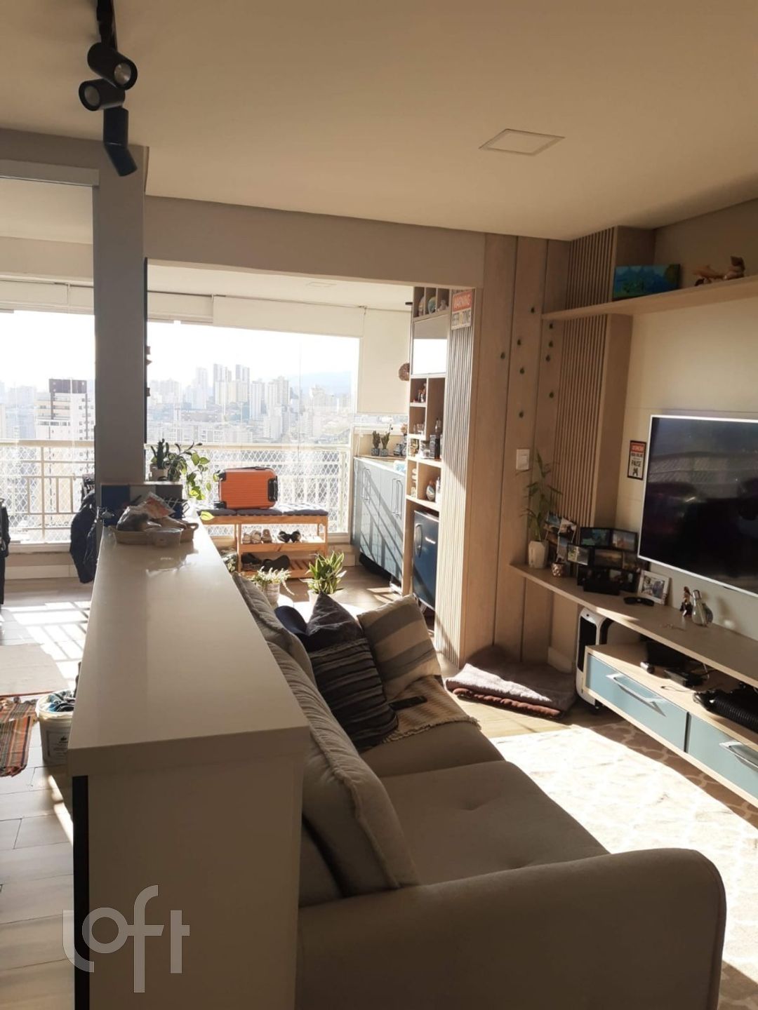 Apartamento à venda com 2 quartos, 62m² - Foto 2