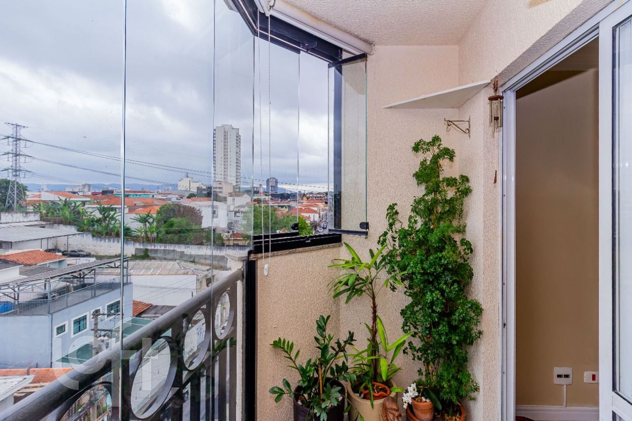 Apartamento à venda com 2 quartos, 60m² - Foto 6